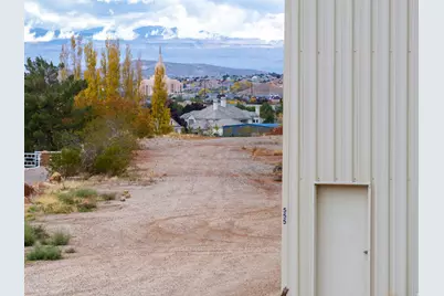 555 E Nichols Peak Rd, Washington, UT 84780 - Photo 3