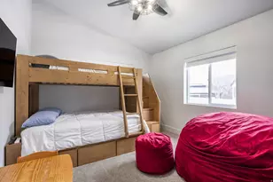 11318 S Canyon Falls Ln E, Sandy, UT 84092 - Photo 33