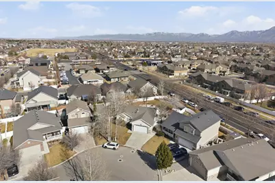 10519 S Poplar Grove Dr, South Jordan, UT 84009 - Photo 47