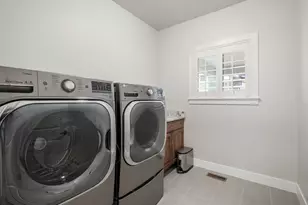 6628 W Earligrande Way, West Jordan, UT 84081 - Photo 15