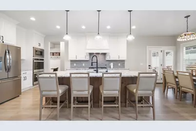 6628 W Earligrande Way, West Jordan, UT 84081 - Photo 9