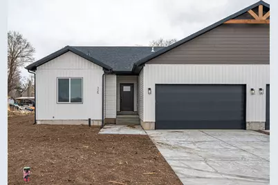 325 W 400 N, Fillmore, UT 84631 - Photo 1