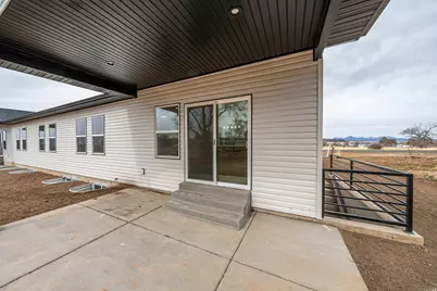 325 W 400 N, Fillmore, UT 84631 - Photo 33