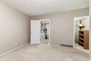 1592 E Park Pl N, Holladay, UT 84121 - Photo 27