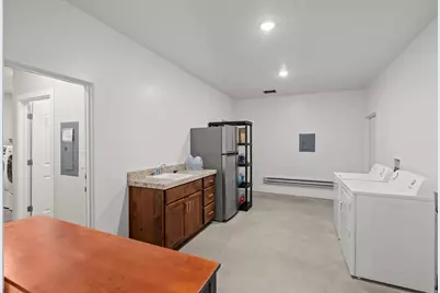 1768 W 300 S #C, Mapleton, UT 84664 - Photo 19