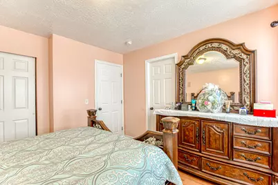 1735 W Dale Ridge Ave N, Salt Lake City, UT 84116 - Photo 19