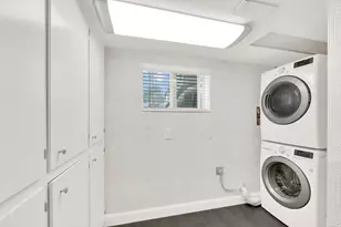 487 E 9270 S, Sandy, UT 84070 - Photo 17