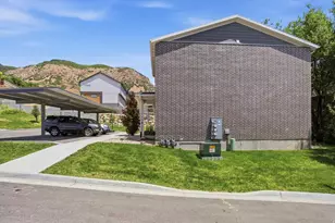 1695 E 1425 S, Ogden, UT 84404 - Photo 5