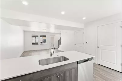 1695 E 1425 S, Ogden, UT 84404 - Photo 15