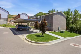 1695 E 1425 S, Ogden, UT 84404 - Photo 3