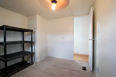 466 N Main St #10, Tooele, UT 84074 - Photo 11