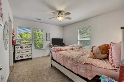 5023 W Currant Dr S, South Jordan, UT 84009 - Photo 17