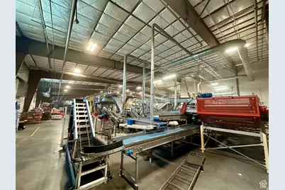 848 S 2000 W, Syracuse, UT 84075 - Photo 27