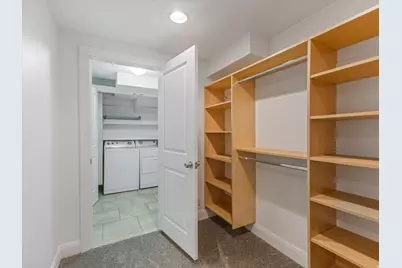 3376 E Magic View Dr S, Cottonwood Heights, UT 84121 - Photo 23