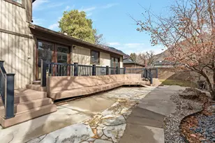 3376 E Magic View Dr S, Cottonwood Heights, UT 84121 - Photo 25