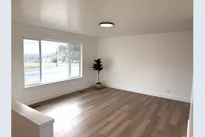 654 E 1700 N, North Ogden, UT 84414 - Photo 7