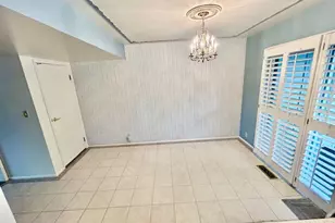 829 E Three Fountains Dr, Murray, UT 84107 - Photo 9