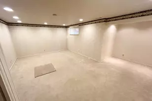 829 E Three Fountains Dr, Murray, UT 84107 - Photo 25