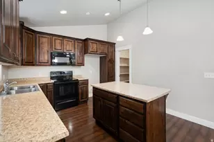 1326 E Sageberry Dr, Santaquin, UT 84655 - Photo 9