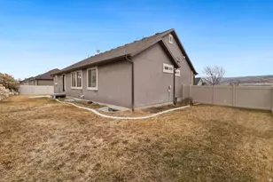 1326 E Sageberry Dr, Santaquin, UT 84655 - Photo 37