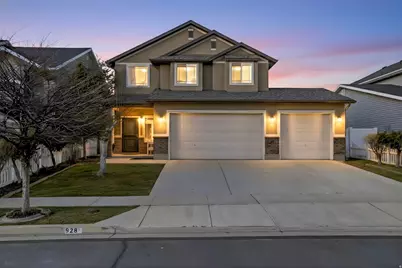 928 Chatham Dr, North Salt Lake, UT 84054 - Photo 1