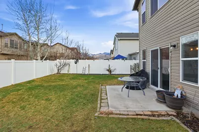 928 Chatham Dr, North Salt Lake, UT 84054 - Photo 39