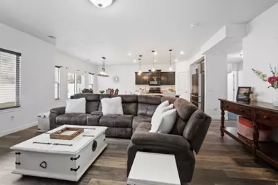 928 Chatham Dr, North Salt Lake, UT 84054 - Photo 9