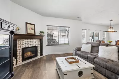 928 Chatham Dr, North Salt Lake, UT 84054 - Photo 7