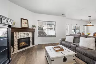 928 Chatham Dr, North Salt Lake, UT 84054 - Photo 7