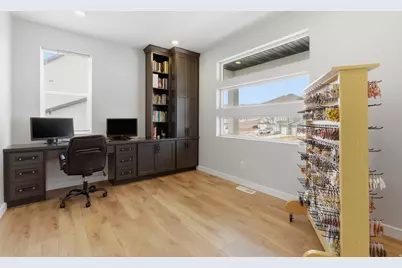 3552 E Aster Dr, Eagle Mountain, UT 84005 - Photo 15