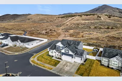 3477 E Wheat Field Ln, Eagle Mountain, UT 84005 - Photo 3