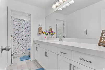 1112 E Deborah St, Eagle Mountain, UT 84005 - Photo 17
