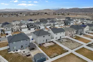 1112 E Deborah St, Eagle Mountain, UT 84005 - Photo 31