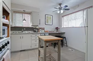 2033 E 2700 S, Salt Lake City, UT 84109 - Photo 9