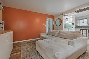 2033 E 2700 S, Salt Lake City, UT 84109 - Photo 5