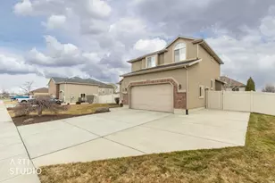 2469 W 1650 S, West Haven, UT 84401 - Photo 3