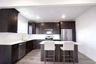 166 E Sailors Way Ln, Garden City, UT 84028 - Photo 3