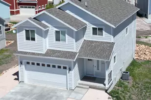 166 E Sailors Way Ln, Garden City, UT 84028 - Photo 1