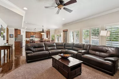 952 E Bridges Ct, Murray, UT 84121 - Photo 11