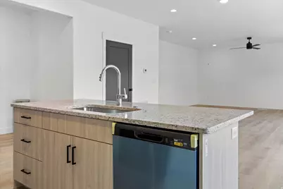 141 S 940 E, Santaquin, UT 84655 - Photo 5