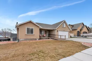 2394 S Palomino Dr, Saratoga Springs, UT 84045 - Photo 1