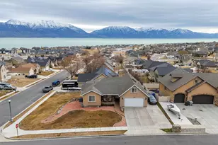 2394 S Palomino Dr, Saratoga Springs, UT 84045 - Photo 43