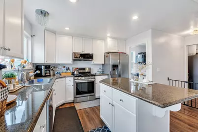 2394 S Palomino Dr, Saratoga Springs, UT 84045 - Photo 9