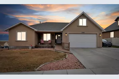 2394 S Palomino Dr, Saratoga Springs, UT 84045 - Photo 1