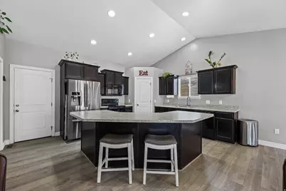 5652 S Chama Way, West Valley, UT 84118 - Photo 7