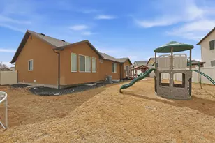 5652 S Chama Way, West Valley, UT 84118 - Photo 35
