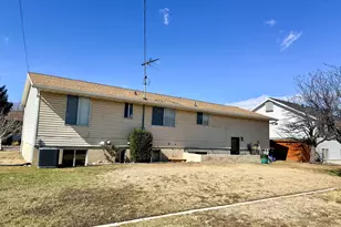 217 W 900 S, Orem, UT 84058 - Photo 13