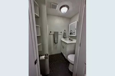 870 S Sunflower Dr W, Ogden, UT 84404 - Photo 13
