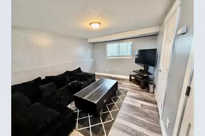 870 S Sunflower Dr W, Ogden, UT 84404 - Photo 5