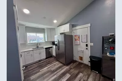 870 S Sunflower Dr W, Ogden, UT 84404 - Photo 7